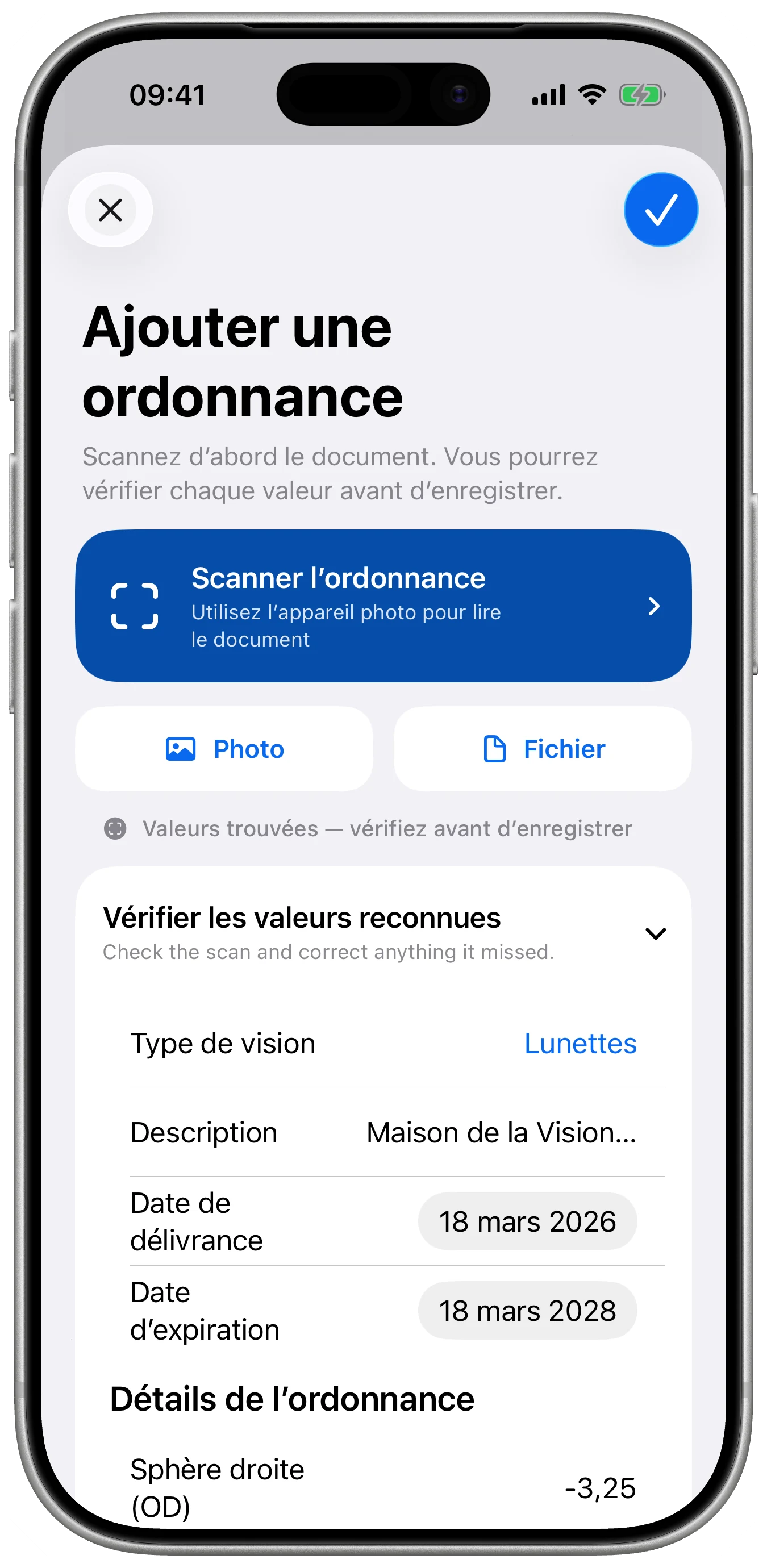 Lentes affichant les valeurs reconnues de l’ordonnance à vérifier